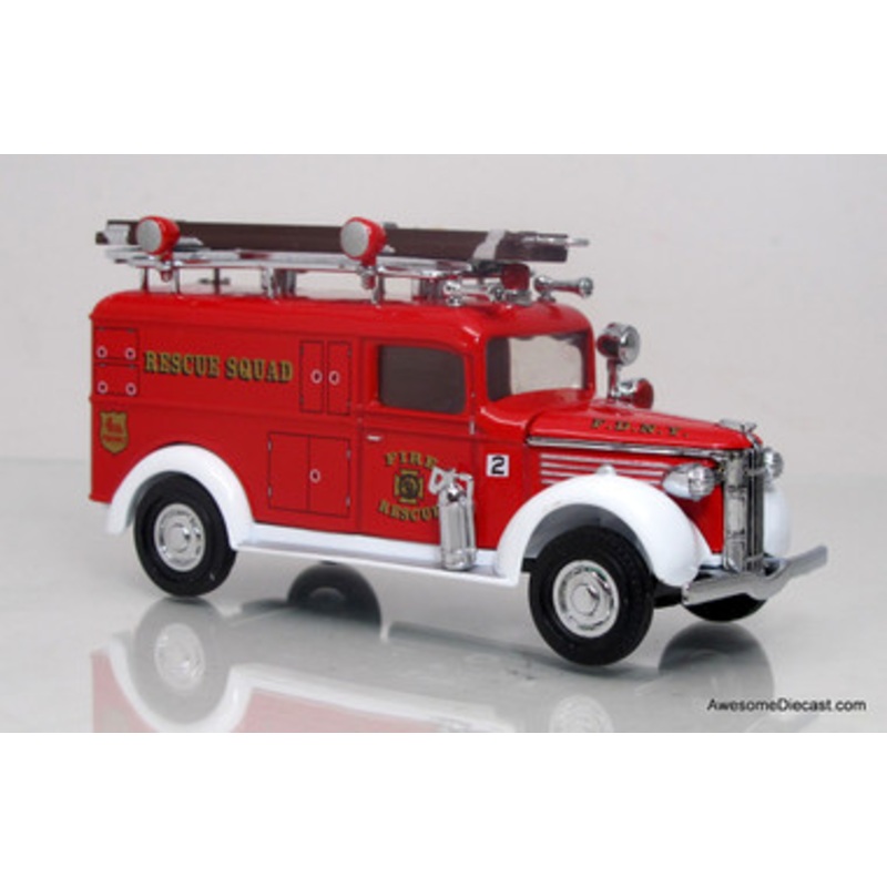 Matchbox Yesteryear 1:43 1937 GMC Rescue Squad Van