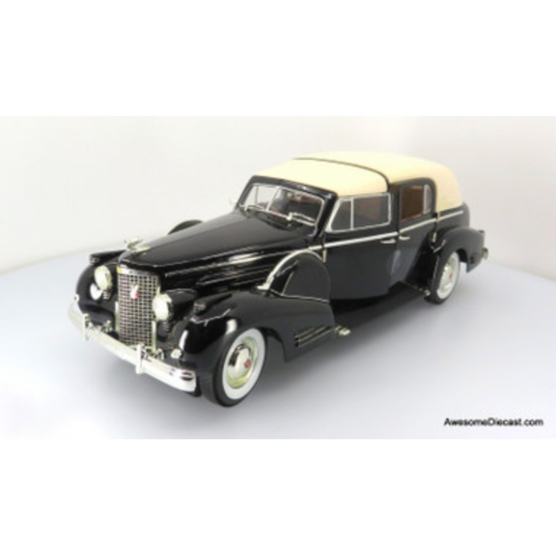 1938 Cadillac V16 Fleetwood Convertible - Black 1:18 Diecast Car Model by Signature Models