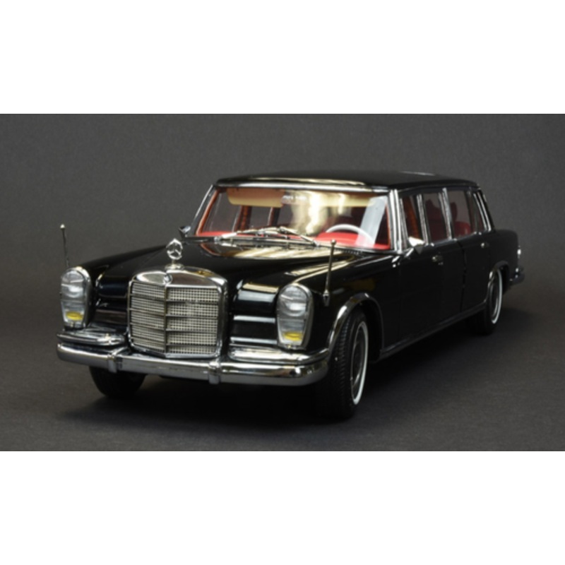 1/18 CMC 1954 Mercedes-Benz Mercedes Benz 600 W100 Pullman Hardtop (Black) Diecast Car Model Limited