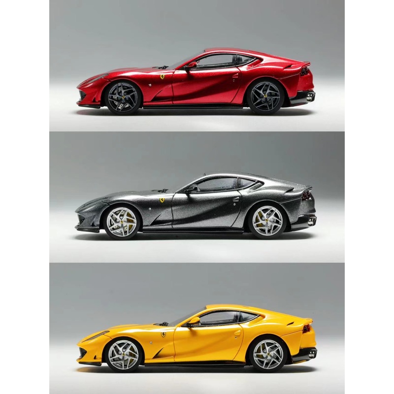 [Preorder] Car's Lounge 1:64 812 superfast (3 Colors) Yellow