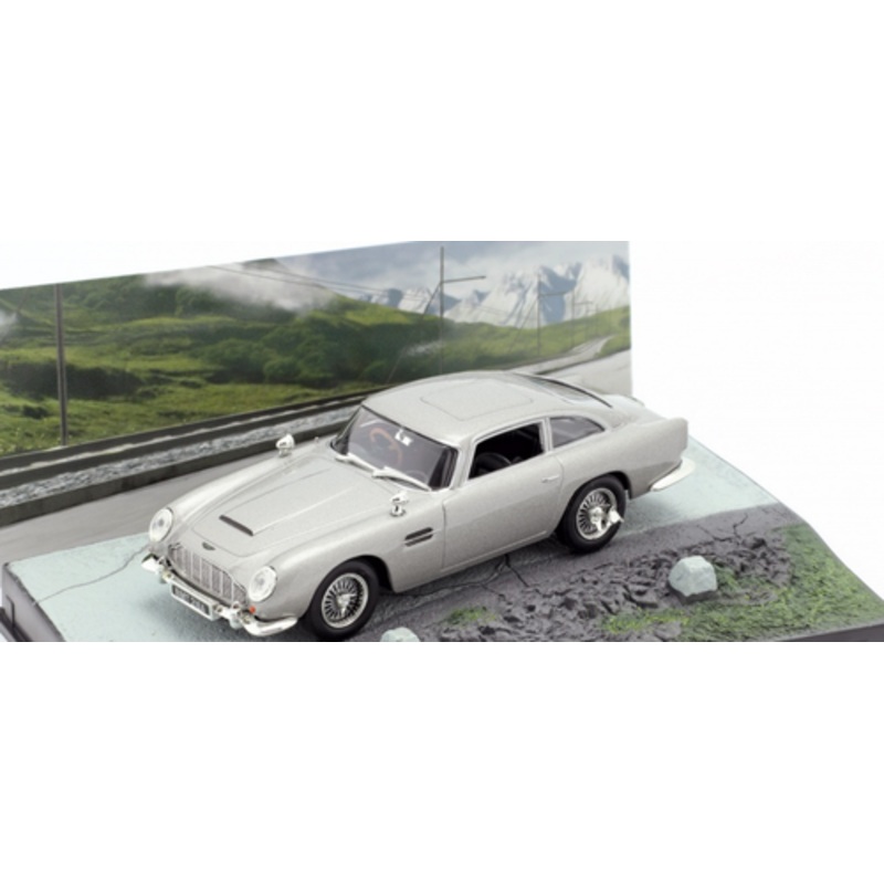 1/43 Ixo Aston Martin DB5 James Bond Movie Goldfinger Car Model