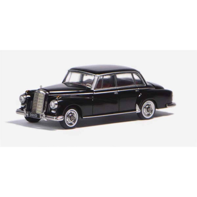 1/64 GFCC Mercedes-Benz 300D (Black) Diecast Car Model