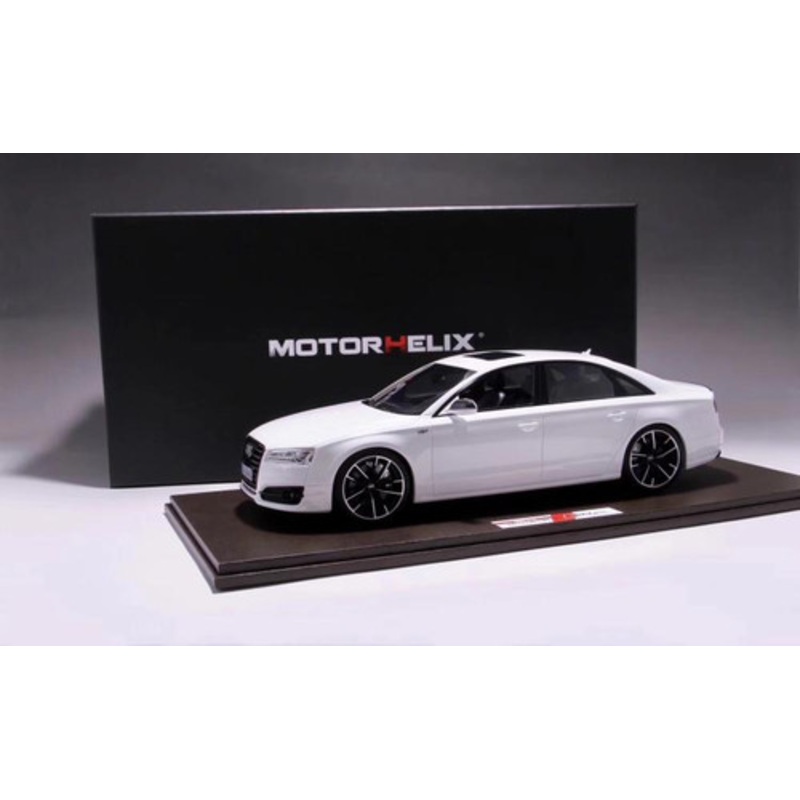1/18 MOTORHELIX 2017 Audi S8 Plus (White) Enclosed Resin Model Limited 199