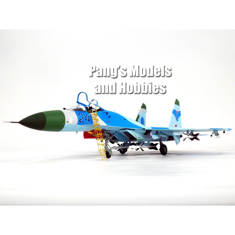 SU-27 Flanker - Russian Air Force Blue Camo 24 1/72 Diecast Metal Model by JC Wings