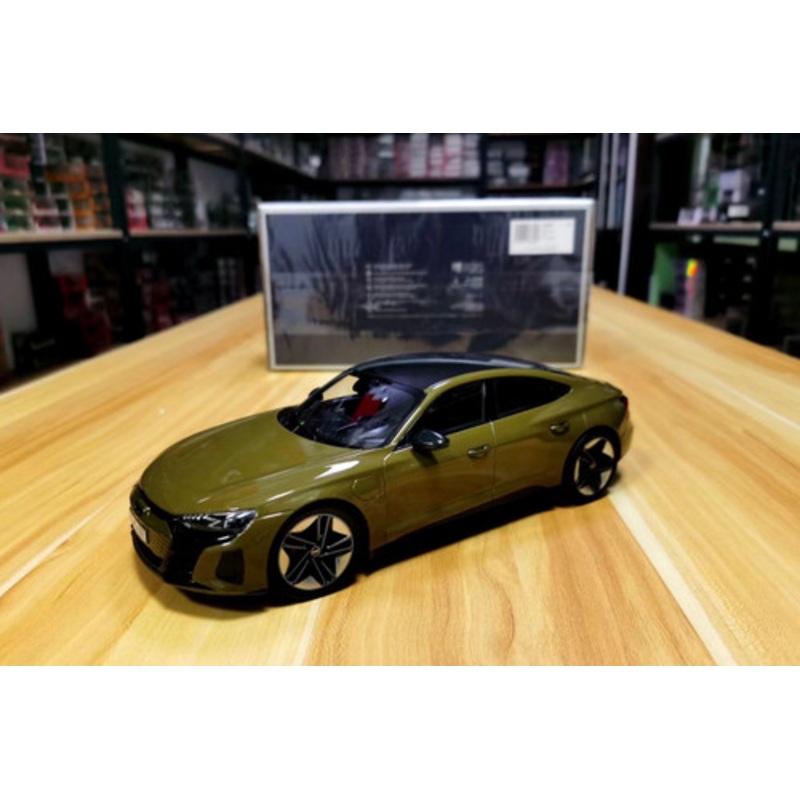 1/18 Audi Dealer Edition RS E-Tron GT (Green) Car Model
