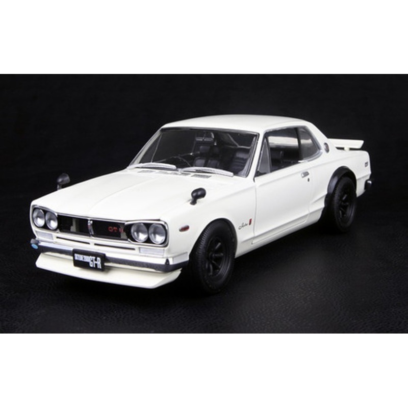 1/18 KYOSHO NISSAN SKYLINE 2000 GT-R GTR (KPGC10) w/ F SPOILER RS WATANABE WHITE