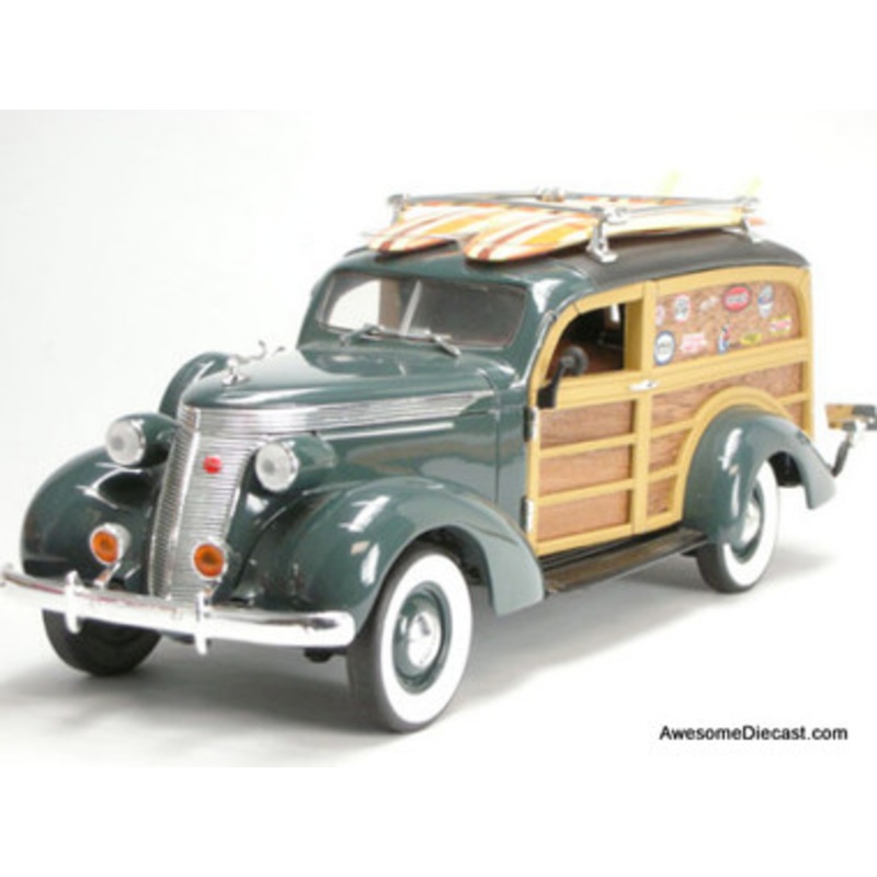 1937 Studebaker Woody Wagon Pickup - Surf Wagon Green 1:24 Diecast Model by Unique Replicas