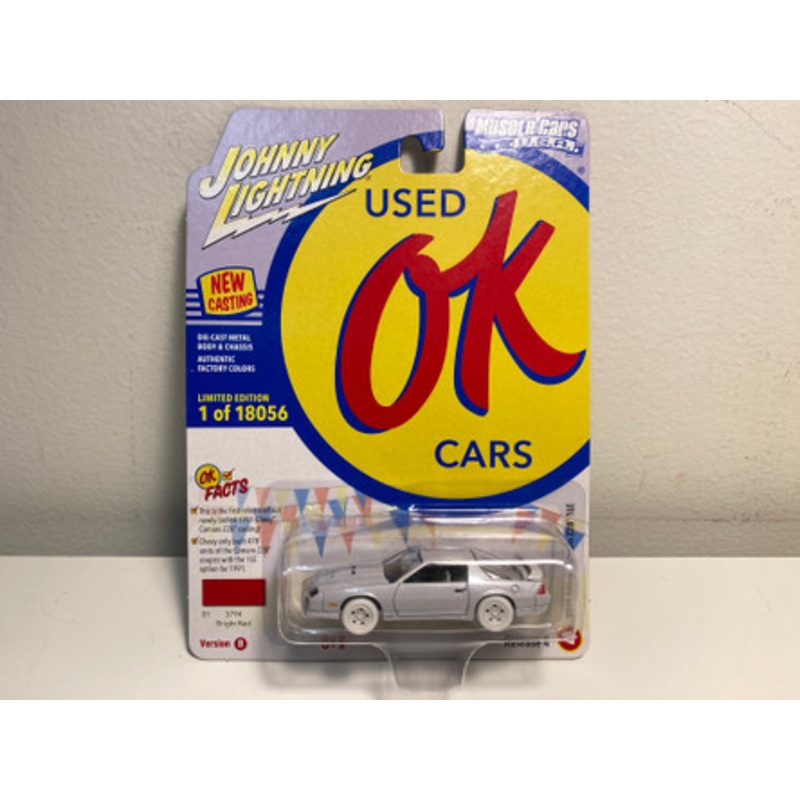 CHASE CAR 1/64 Johnny Lightning 1991 Chevrolet Camaro Z28 1LE (White with White Wheels) Diecast Car Model