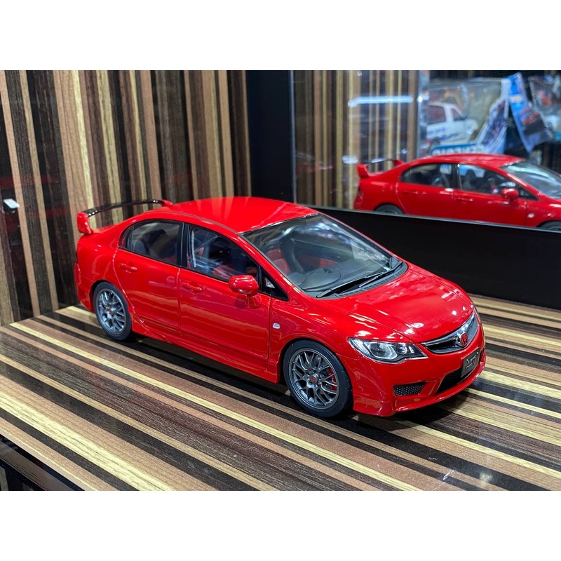 Well 1/18 Honda Civic FD2 Type R - All Opening Diecast (Red)