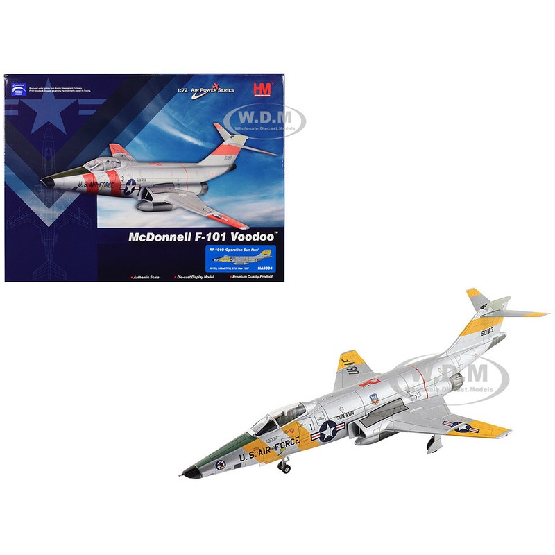 McDonnell RF-101C Voodoo Fighter Aircraft "363rd TRW, Operation Sun Run" (1957) United States Air Force "Air Power Series" 1/72 Diecast Model by Hobby Master