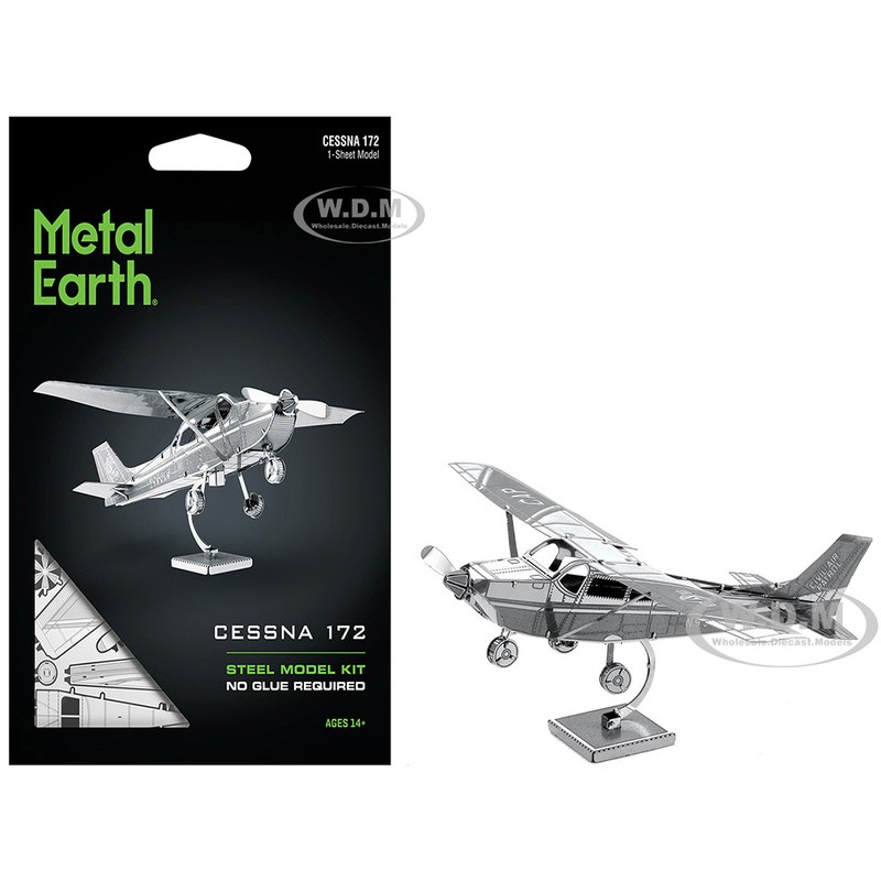 Model Kit Cessna 172 Skyhawk Aircraft (Moderate Difficulty) Steel Model by Metal Earth