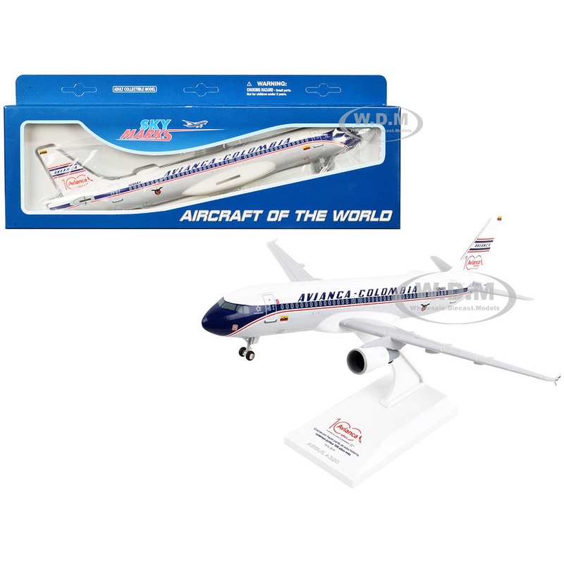 Airbus A320 Commercial Aircraft with Landing Gear "Avianca Colombia" (N284AV) White and Gray with Blue Stripes (Snap-Fit) 1/150 Plastic Model by Skymarks
