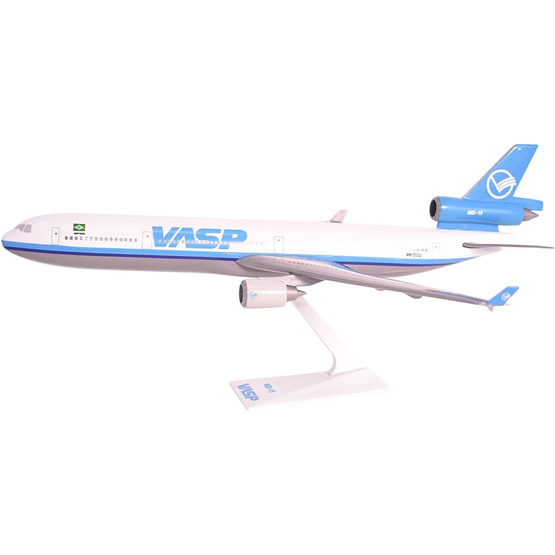 McDonnell Douglas MD-11 VASP Sao Paulo 1/200 Scale Model by Flight Miniatures