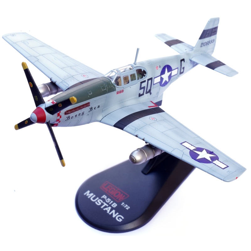 P-51 P-51B Mustang "Bunny Bea"  Capt. Lee "Dutch" Eisenhart, 504th Fighter Squadron, 339th Fighter Group, USAAF, RAF Fowlmere, 1943-44 1/72 Scale Diecast Metal Model by Legion