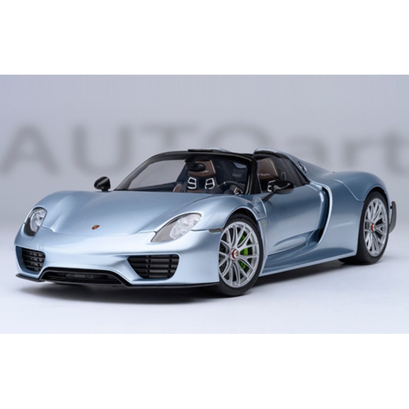 1/18 AUTOart Porsche 918 Spyder Weissach Package (Liquid Metal Chrome Blue) Car Model