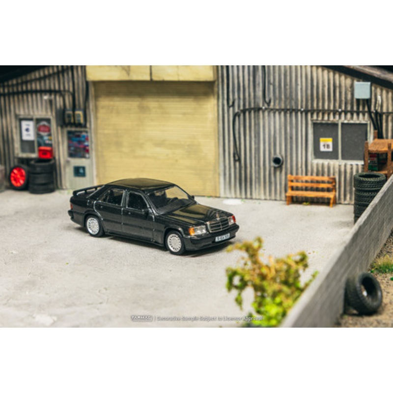 1/64 Tarmac Works Mercedes-Benz 190 E 2.3-16 (Blue-Black metallic) Diecast Car Model
