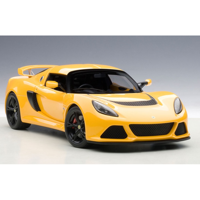 1/18 AUTOart Lotus Exige S (Yellow) Car Model