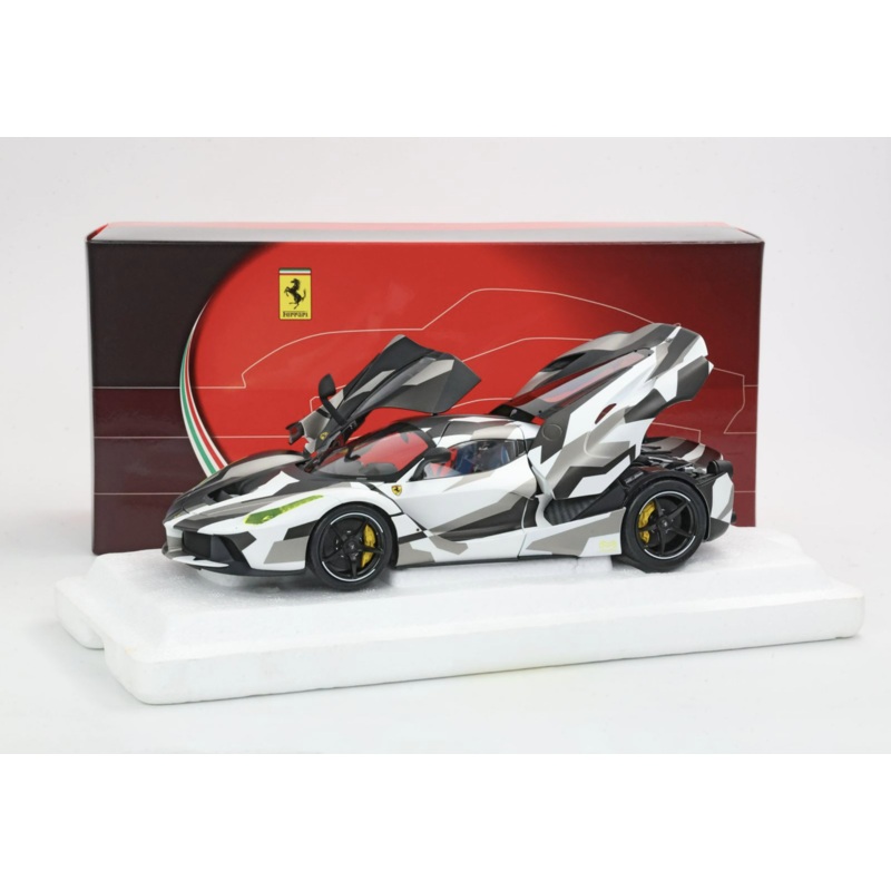 [Preorder] BBR 1:18 Ferrari LaFerrari 2012 open diecast - polifoam base Camouflage BBR182243