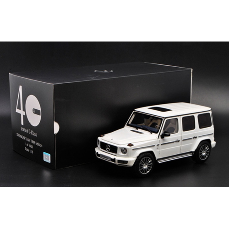 1/18 Dealer Edition Mercedes-Benz Mercedes 40 Years of G-Class G-Klasse G500 Stronger Than Time Edition (Diamond Bright White) Diecast Car Model Limited