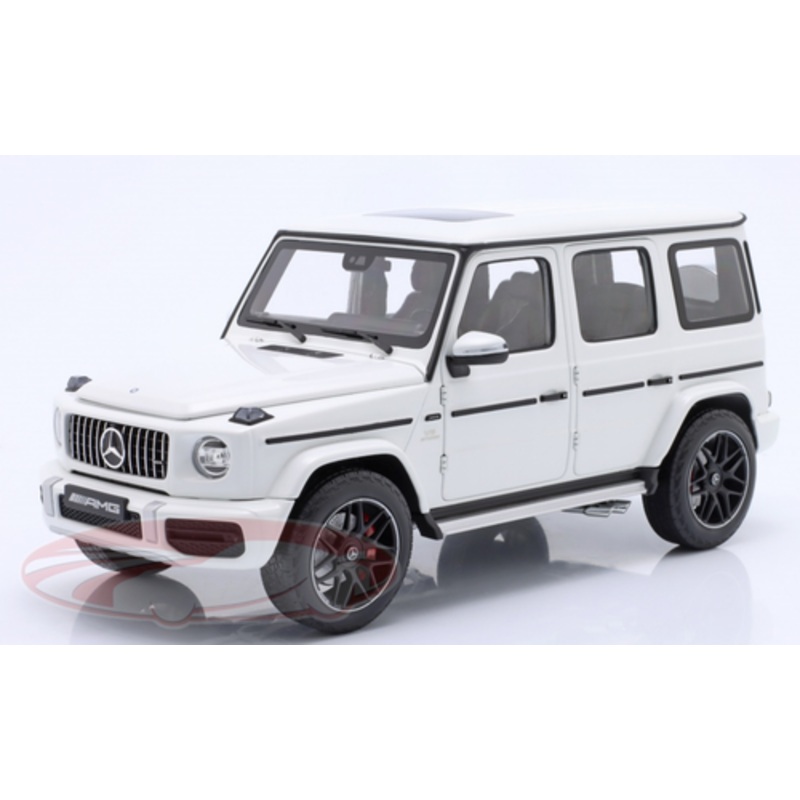 1/18 Minichamps 2018 Mercedes-Benz AMG G63 (W463) (White) Car Model