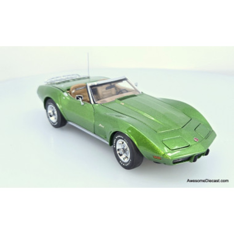 1975 Corvette Convertible - Bright Metallic Green 1:24 Diecast Model by Danbury Mint