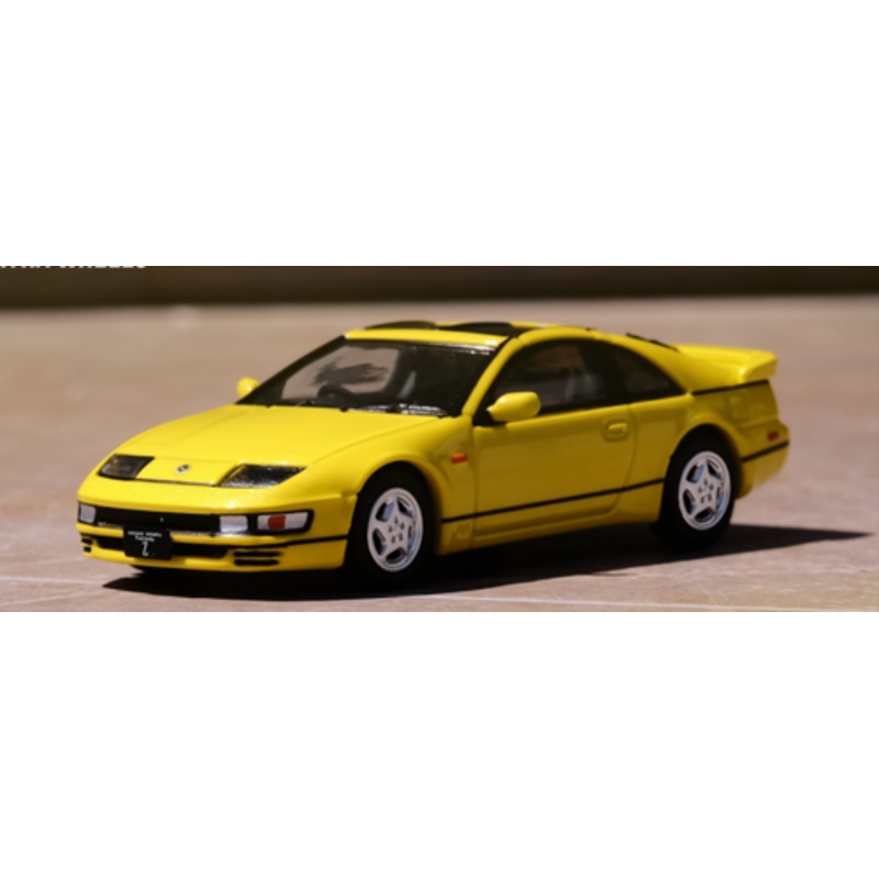 1/64 INNO NISSAN FAIRLADY Z (Z32) Yellow Pearlglow With Extra Wheels