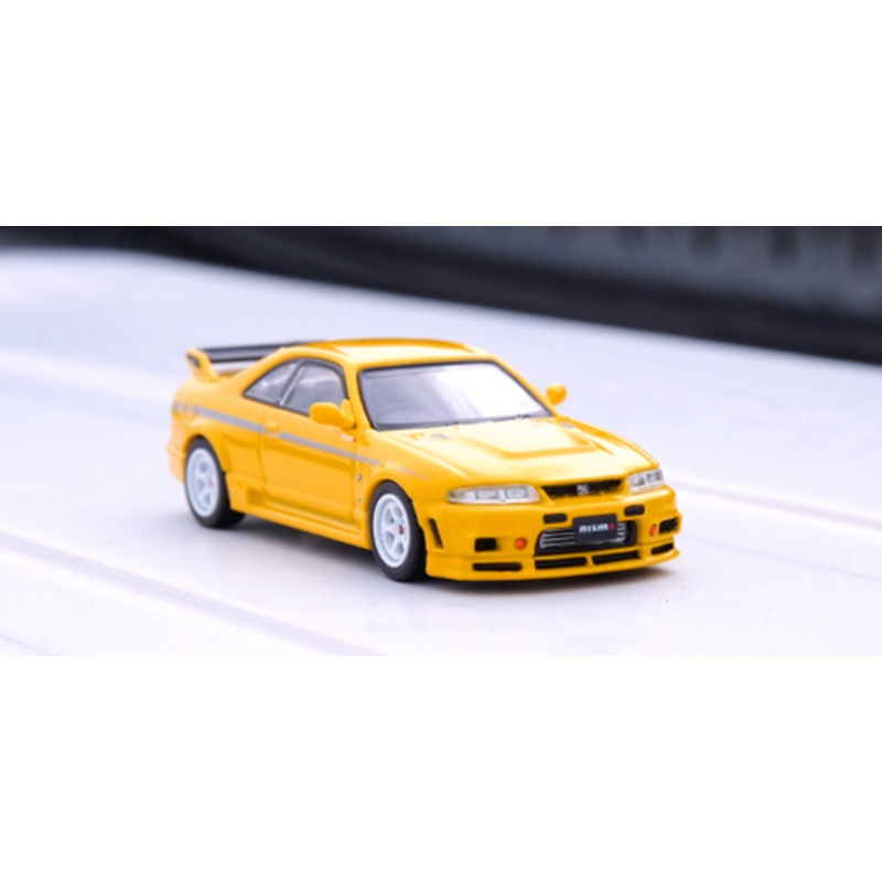 1/64 INNO NISSAN SKYLINE GT-R (R33) NISMO 400R Lightning Yellow Diecast Car Model