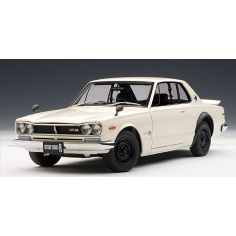 1/18 AUTOart Nissan Skyline GT-R 1st Generation (KPGC10) (White) Diecast Car Model