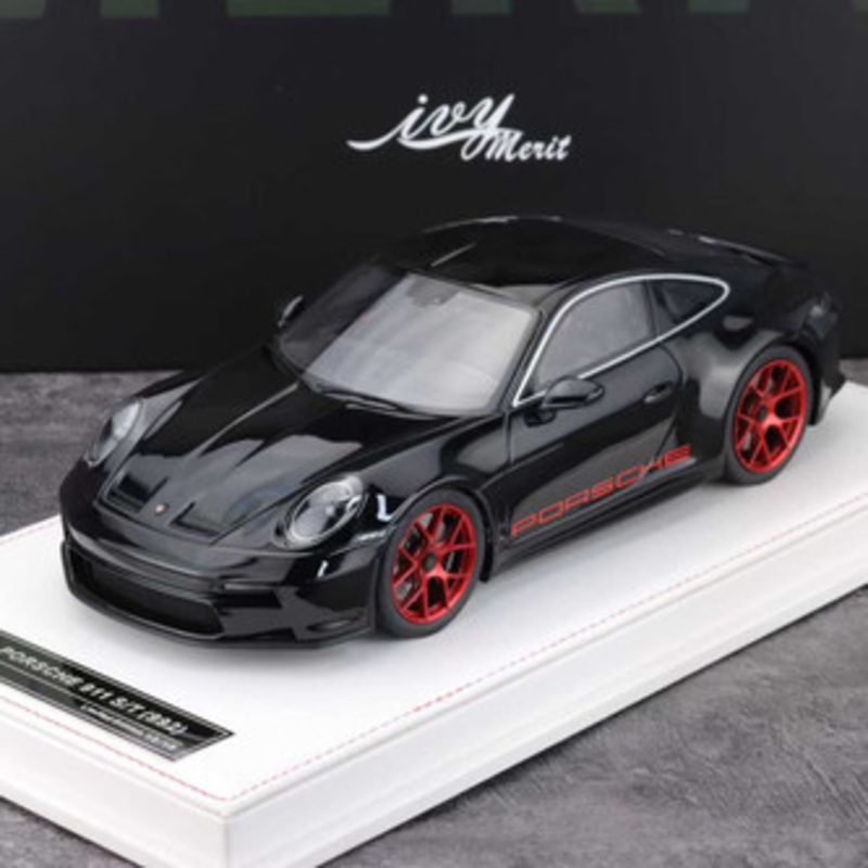 1/18 Ivy Porsche 911 992 S/T (Black with Red Wheels) Car Model