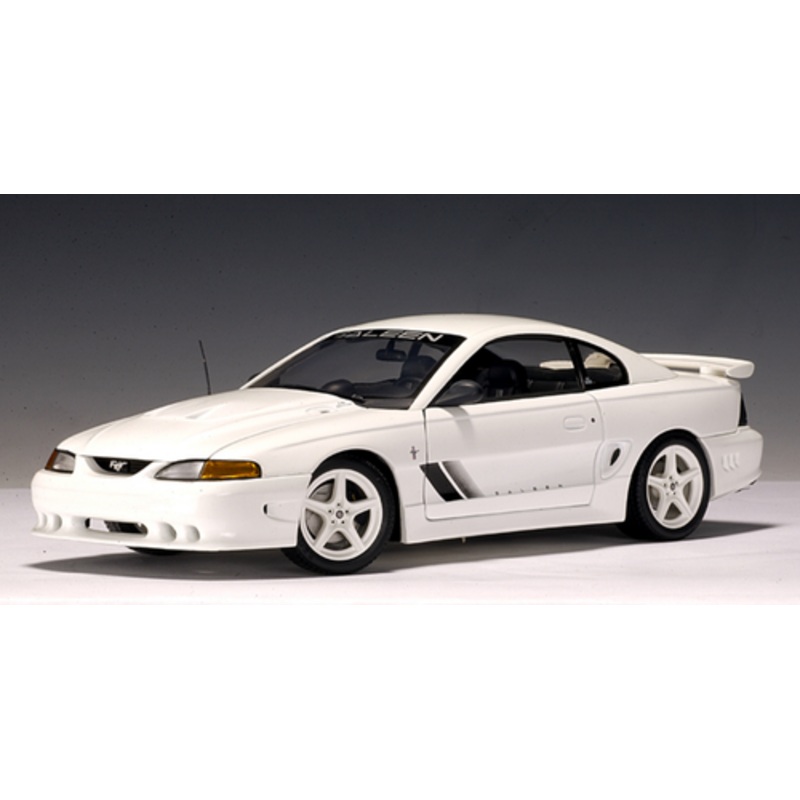 1/18 AUTOart Ford Saleen Mustang S351 Coupe (White) Diecast Car Model