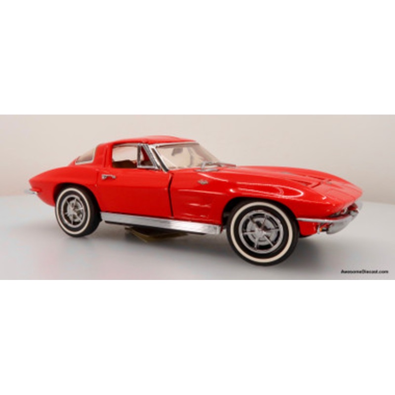 1963 Chevrolet Corvette - Red Coupe 1:24 Diecast Replica by Franklin Mint