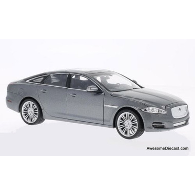 Welly 1:24 2010 Jaguar XJ metallic grey