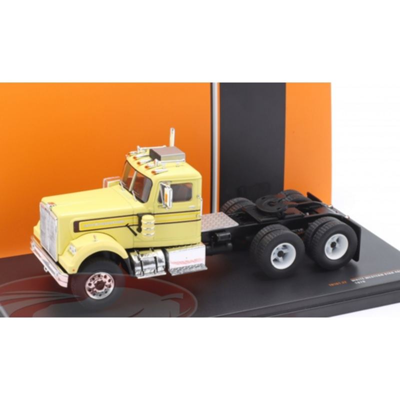 1/43 Ixo 1970 White Western Star 4864 (Light Yellow) Car Model