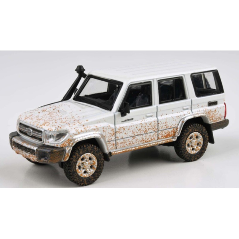 1/64 Paragon 2014 Toyota Land Cruiser LC76 (White) Off Road Effect Diecast Car Model