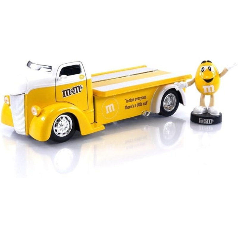 Yellow M&M's 5.25" Diecast Figurine "Metalfigs" Series by Jada