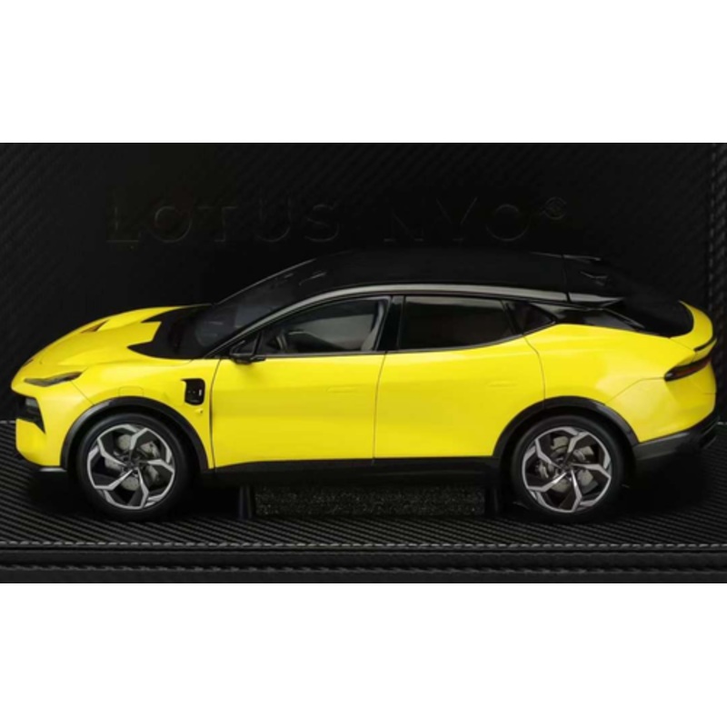 1/18 Dealer Edition Lotus Eletra (Yellow) Diecast Car Model