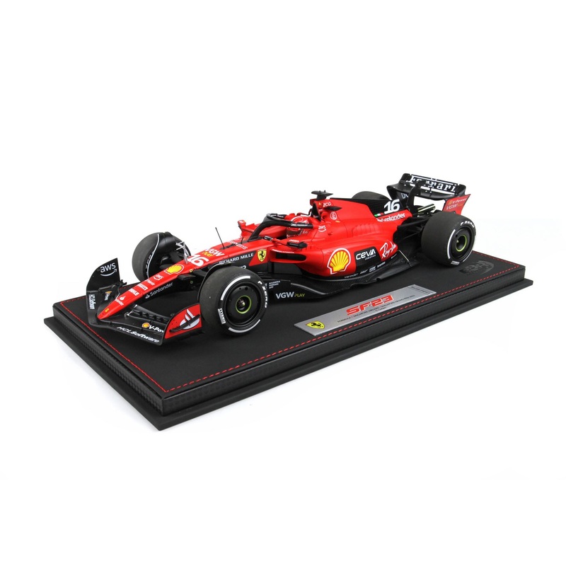 Ferrari - F1 SF23 n.16 (2023) 1:18 - Charles Leclerc - Singapore GP - Showcase BBR
