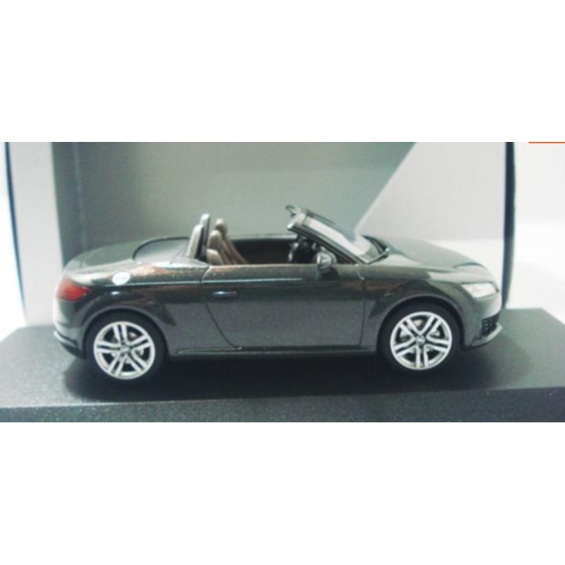 1/43 Dealer Edition Audi TT Roadster (Grey) Diecast Car Model