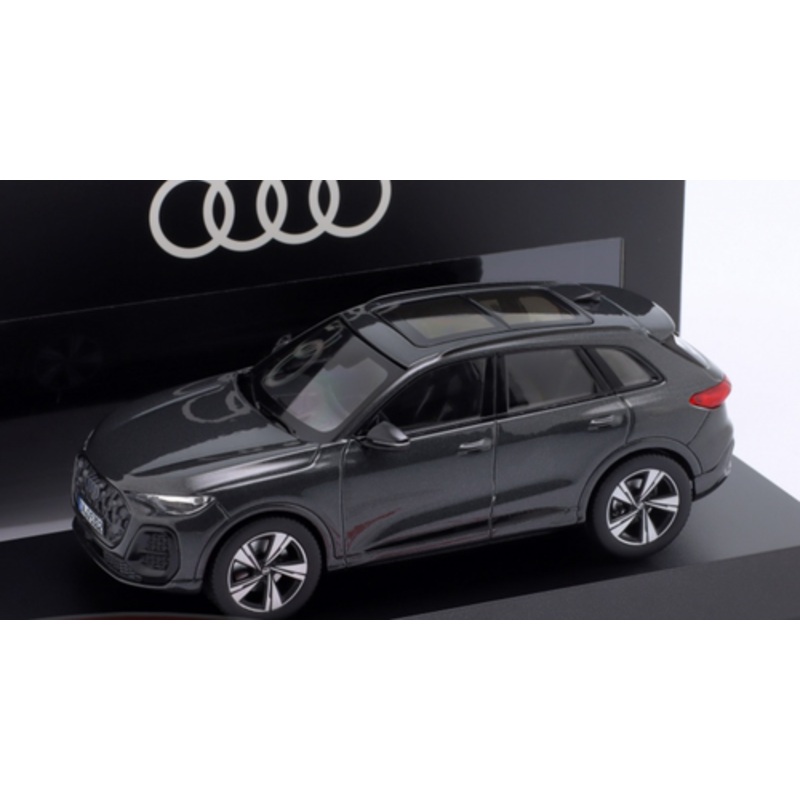 1/43 Dealer Edition Audi Q5 (Tambora Grey) Car Model