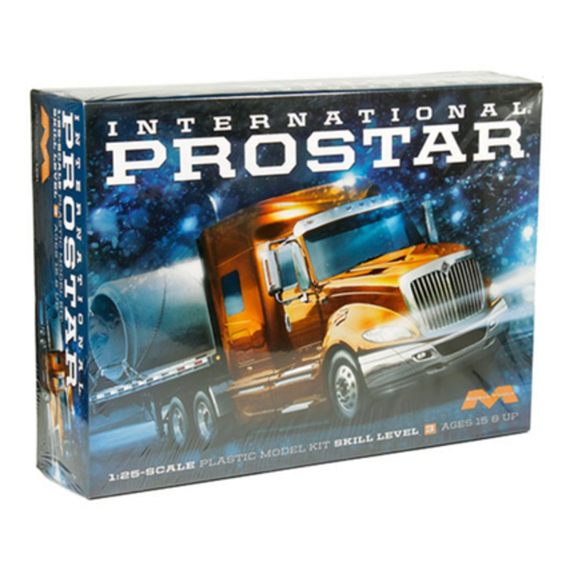1/25 Moebius Models International ProStar Model Kit